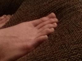 Girls' Feet