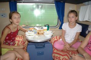 Лазаревское 2009.06.15-16 поезд