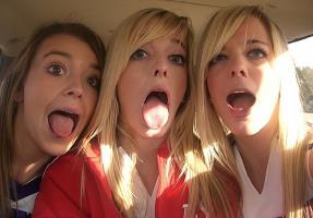 3 Hot Teen Cheerleaders (Girls' Braces & Tongues!)