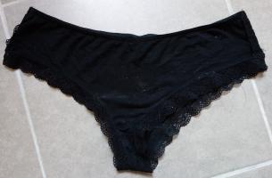 The dirtiest of my piggy wife's panties ! Yummy ! ;-)