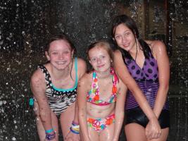 5TH GRADE POOL PARTY