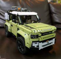 Land Rover Defender LEGO Technic 42110, Lead Rover Classic Defender 90 Icons 10317