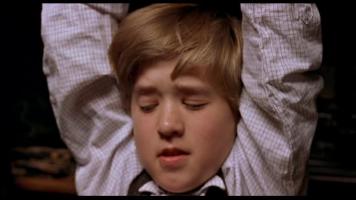 Haley Joel Osment (Edges of the Lord 2001)